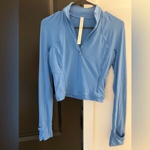 Lululemon It’s Rulu Cropped Half Zip. Size 4. Blue Nile. Reflective.